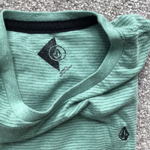 Volcom Set - Picture 4 of 5